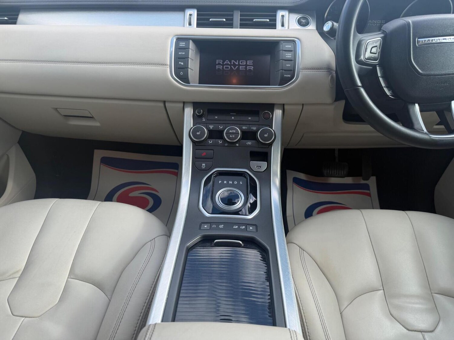 Used Land Rover Range Rover Evoque 2011 for sale - 78112035: Photo 22