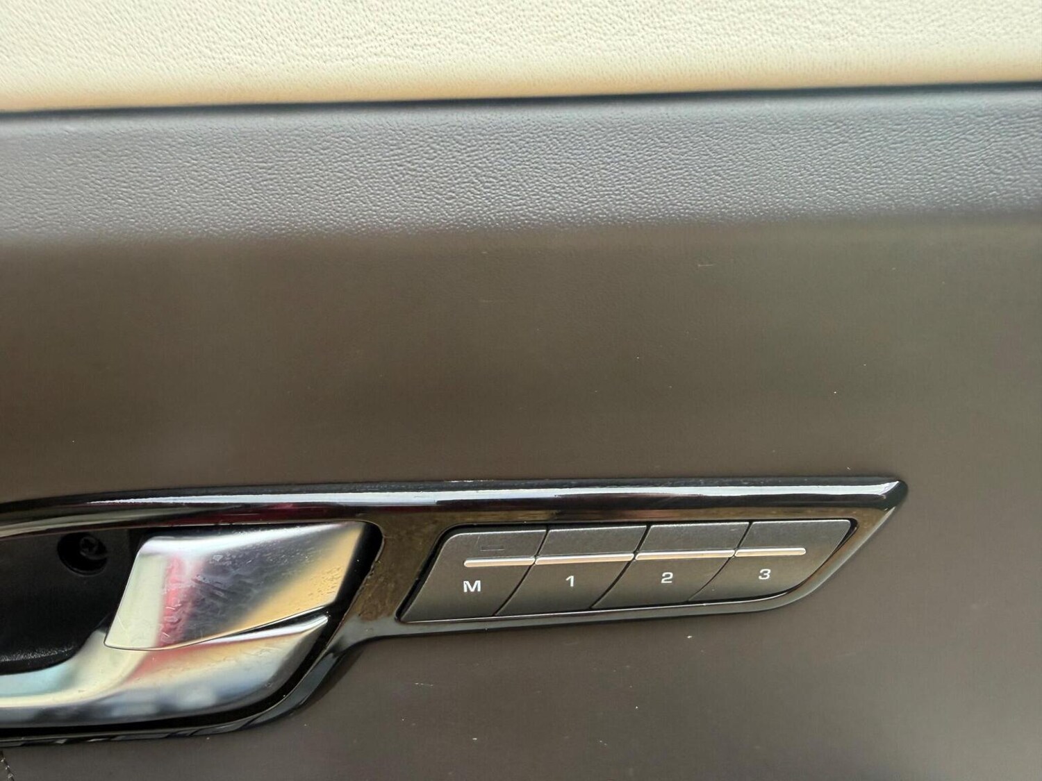 Used Land Rover Range Rover Evoque 2011 for sale - 78112035: Photo 34