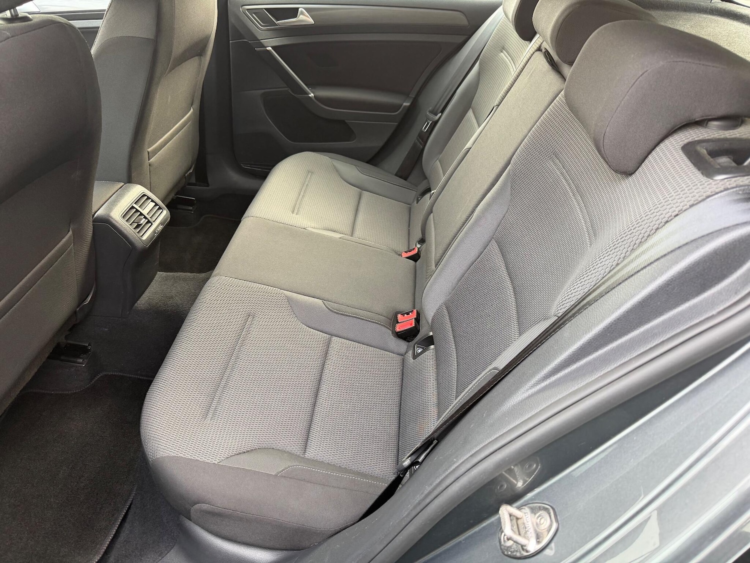 Used Volkswagen Golf 2017 for sale - 76994782: Photo 15