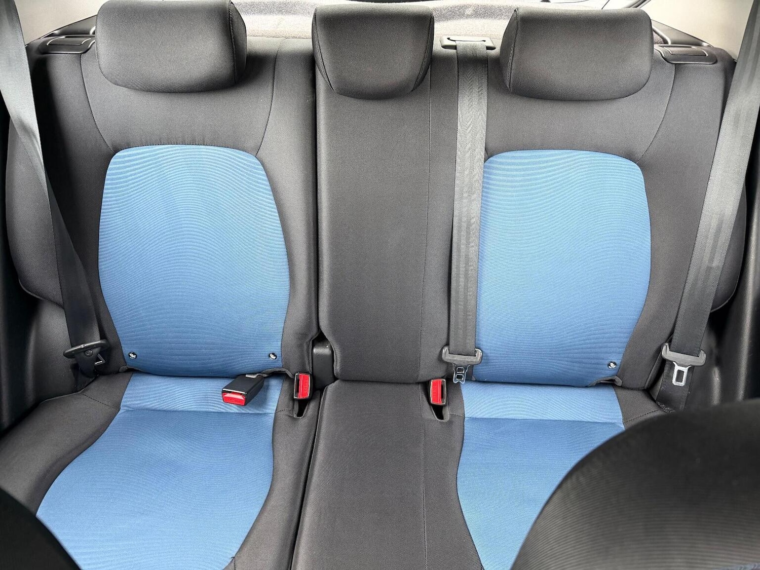 Used Hyundai i10 2015 for sale - 77179739: Photo 12