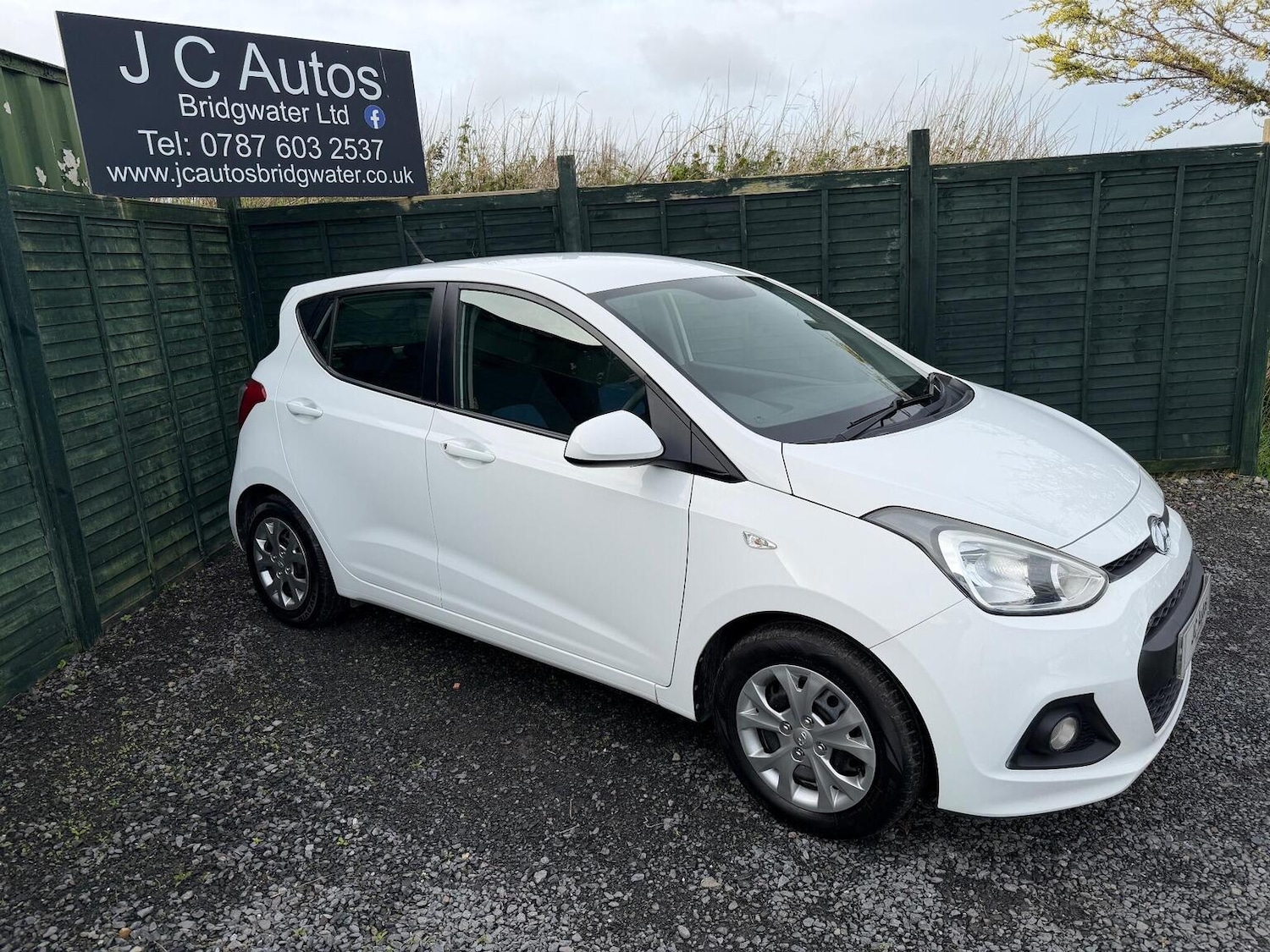 Used Hyundai i10 2015 for sale - 77179739: Photo 8