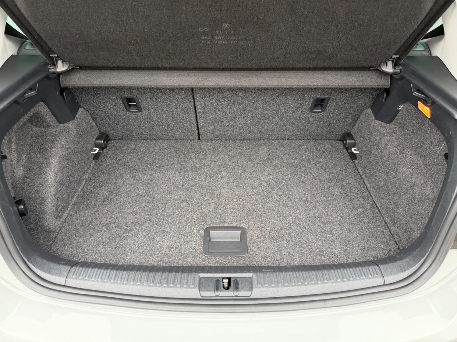 Used Volkswagen Polo 2015 for sale - 77789344: Photo 14