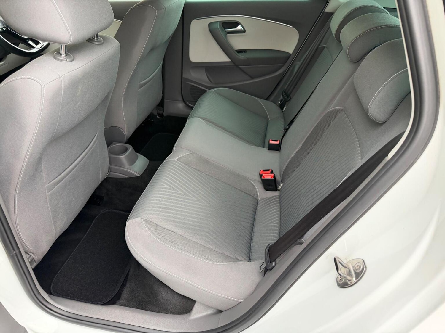 Used Volkswagen Polo 2015 for sale - 77789344: Photo 21