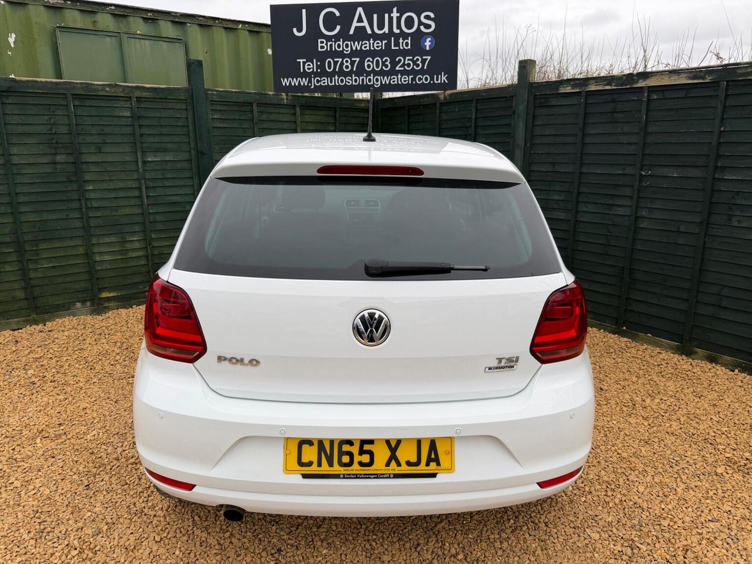 Used Volkswagen Polo 2015 for sale - 77789344: Photo 6