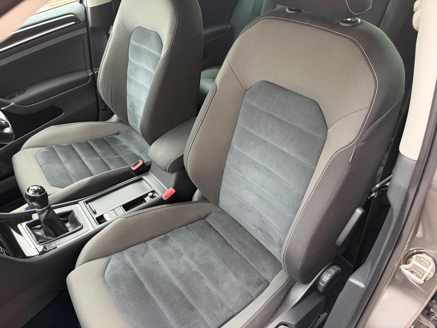 Used Volkswagen Golf 2014 for sale - 76584096: Photo 20