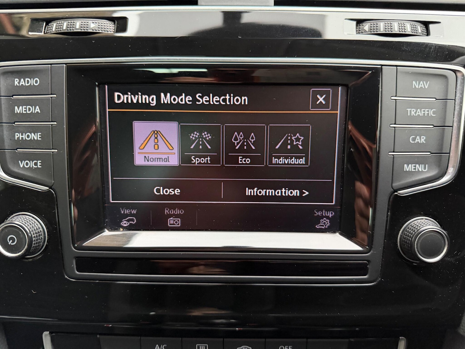 Used Volkswagen Golf 2014 for sale - 76584096: Photo 29