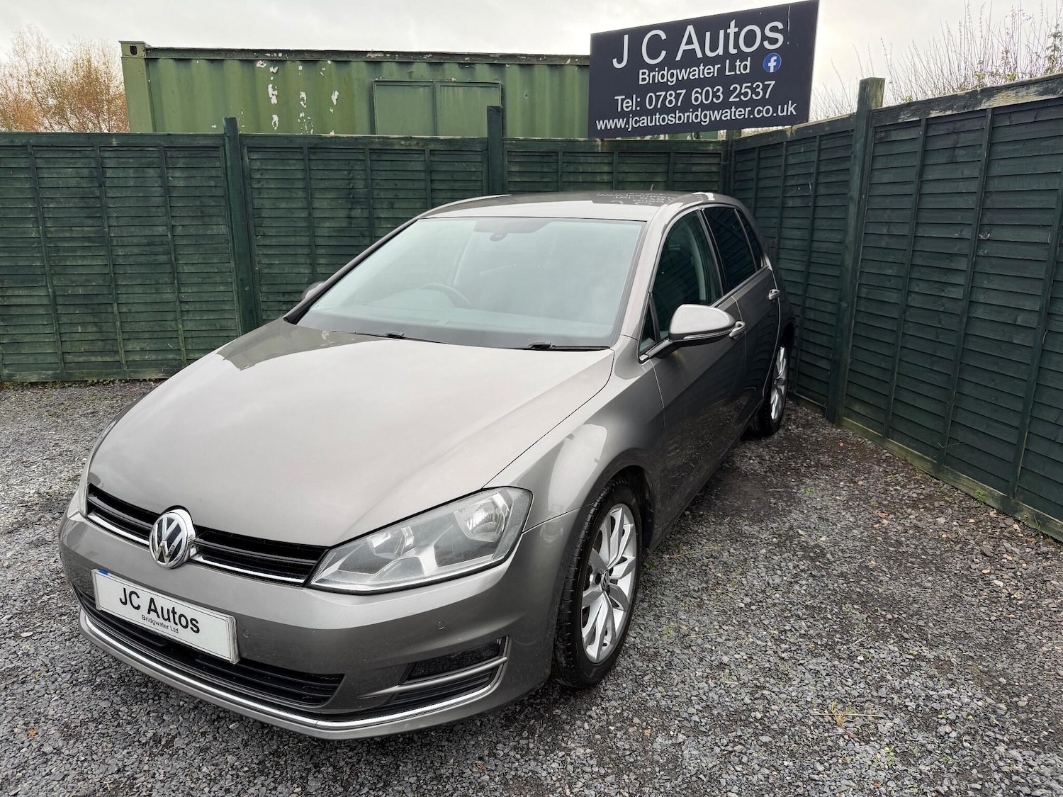 Used Volkswagen Golf 2014 for sale - 76584096: Photo 3
