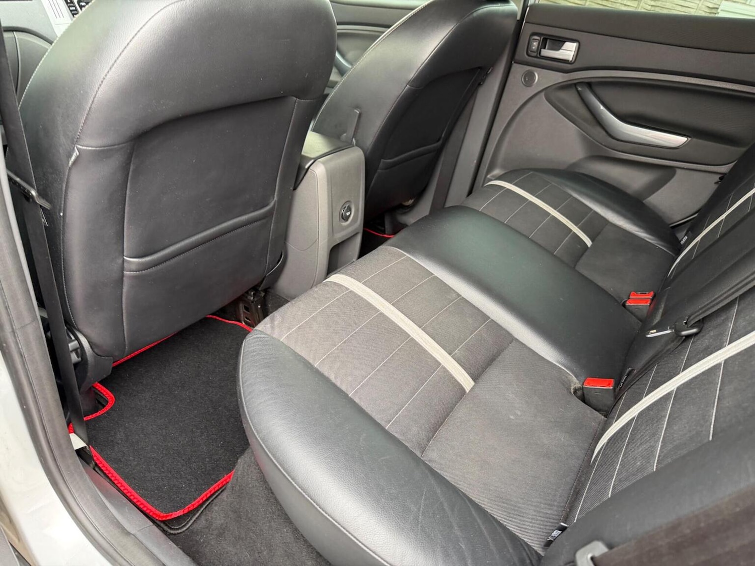 Used Ford Kuga 2011 for sale - 77535991: Photo 21