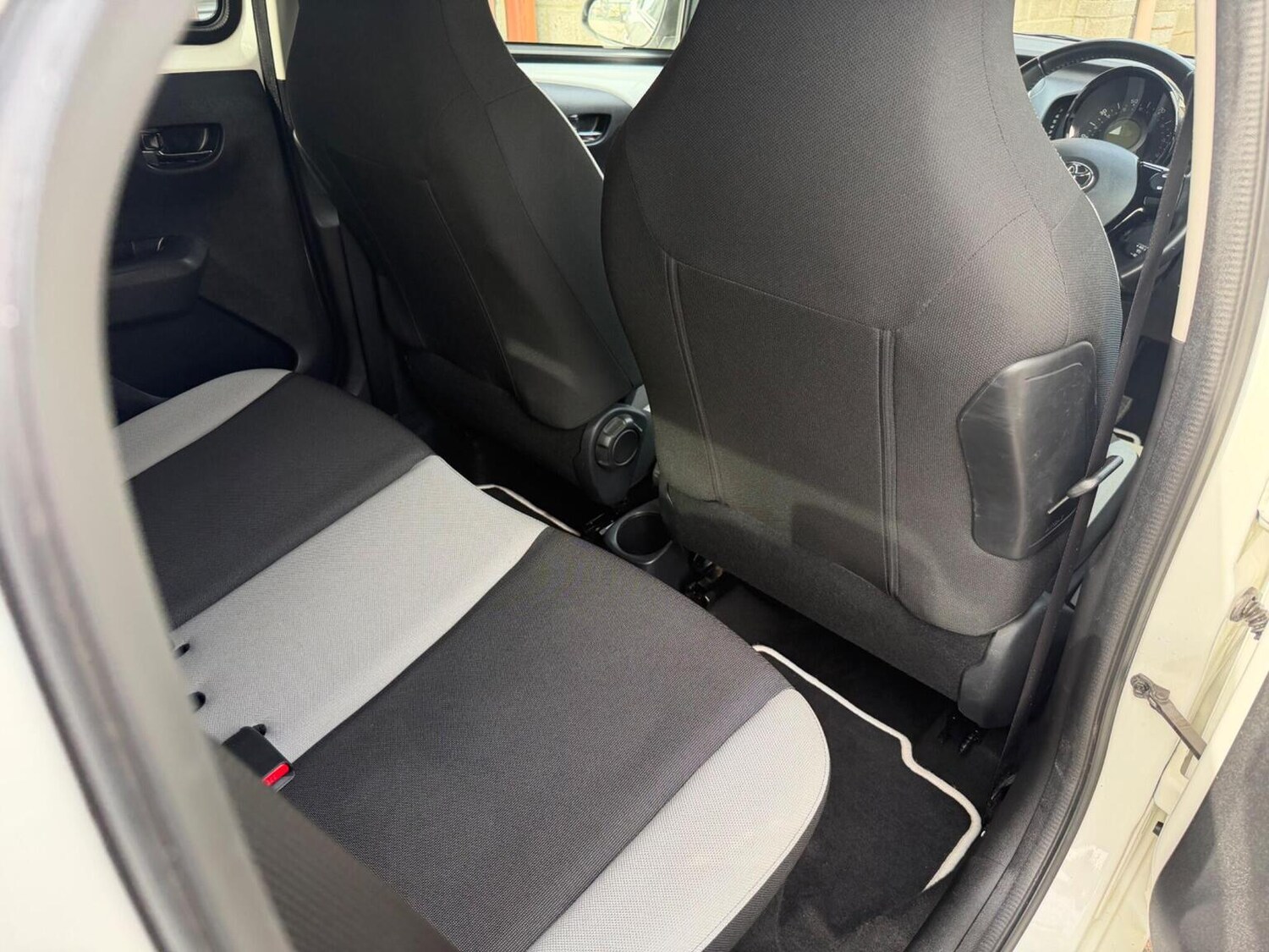 Used Toyota AYGO 2016 for sale - 77789319: Photo 18