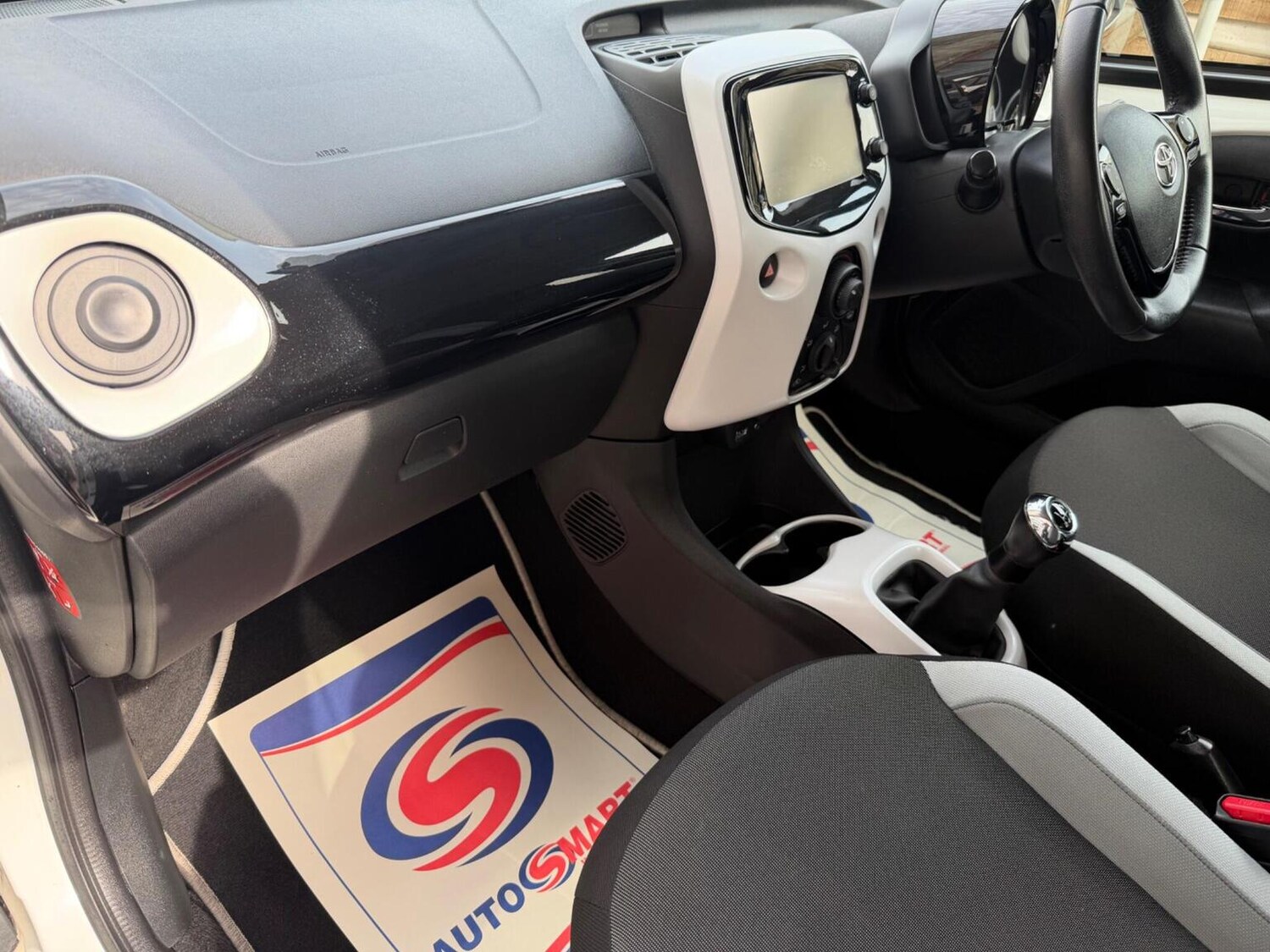 Used Toyota AYGO 2016 for sale - 77789319: Photo 23