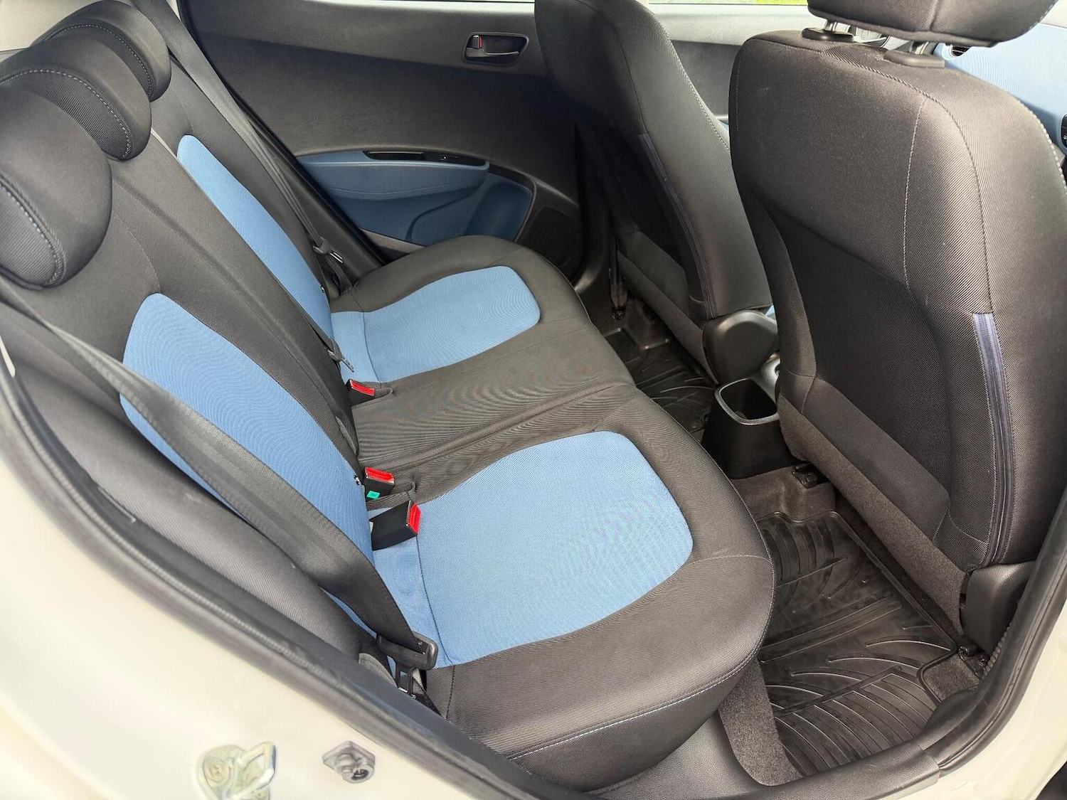 Used Hyundai i10 2015 for sale - 77036124: Photo 19