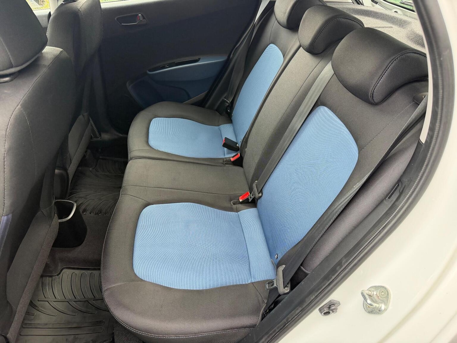 Used Hyundai i10 2015 for sale - 77036124: Photo 23