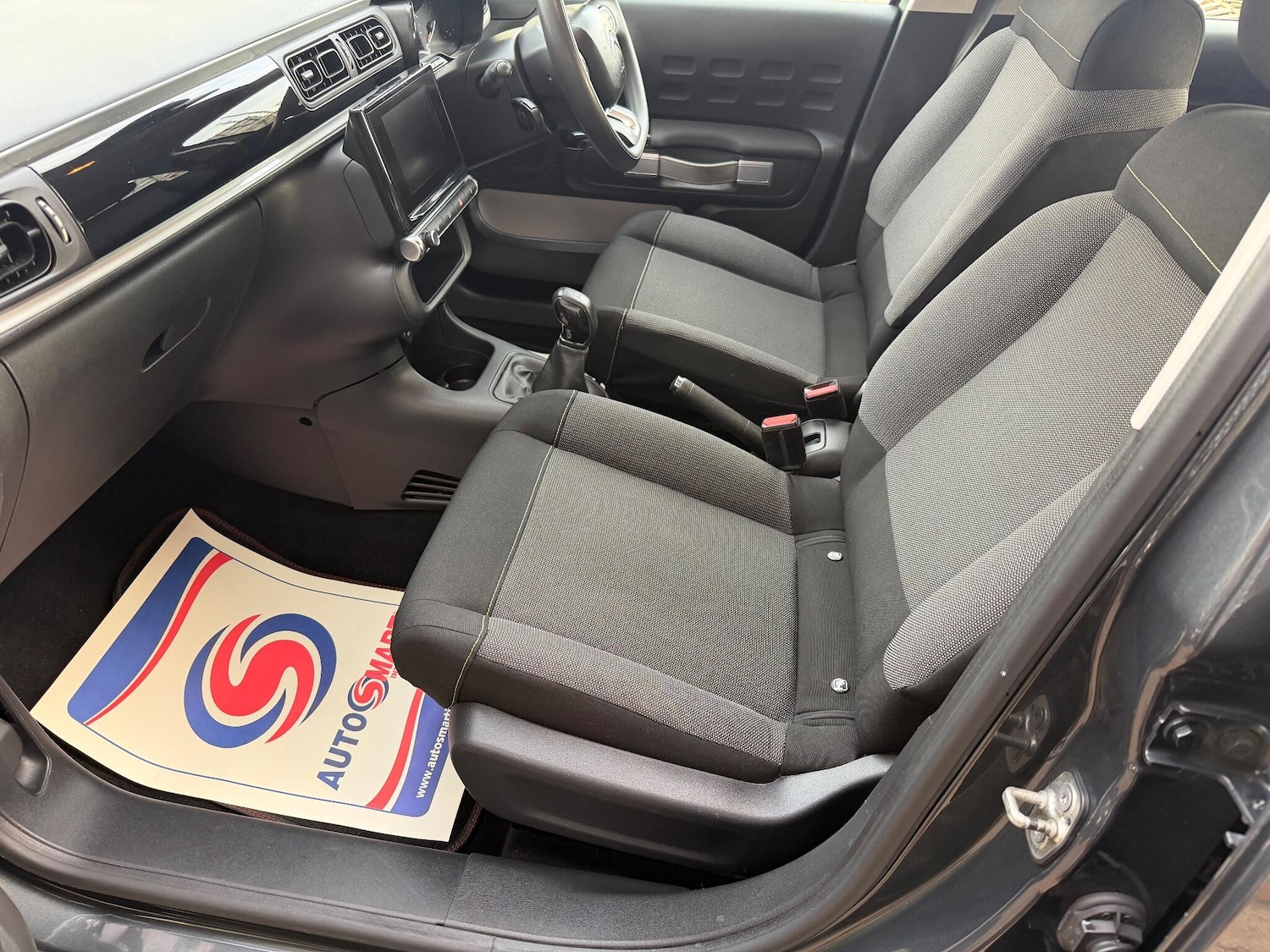 Used Citroen C3 2017 for sale - 76965424: Photo 10