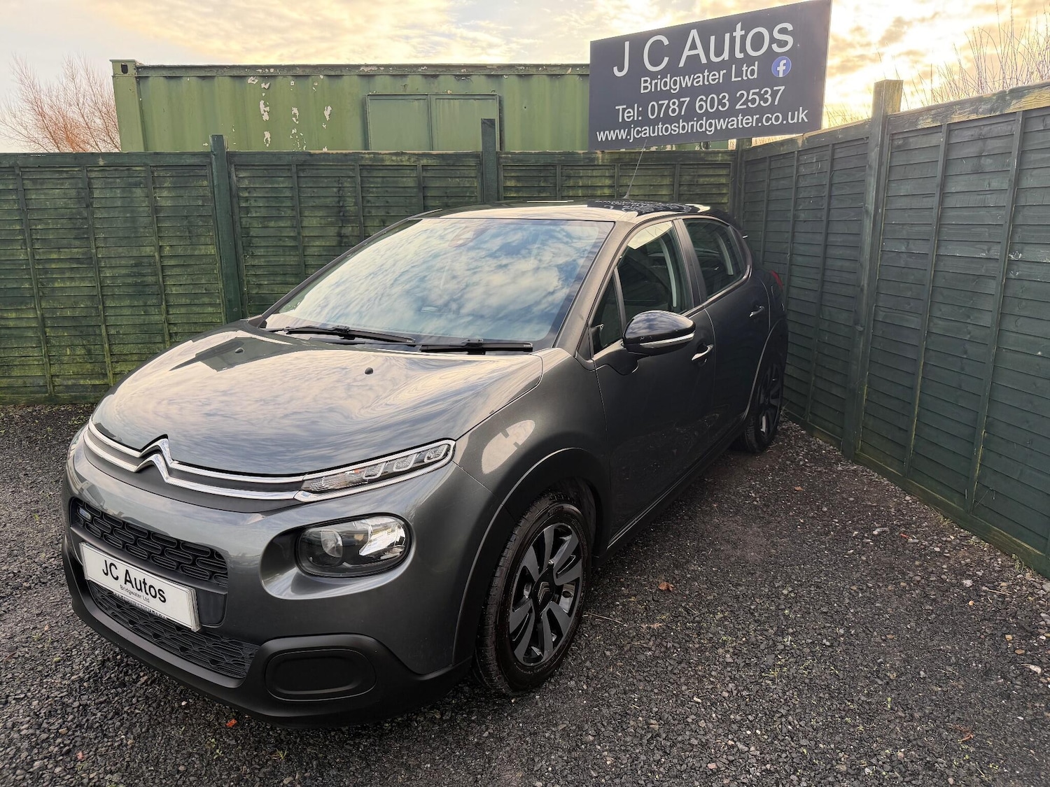 Used Citroen C3 2017 for sale - 76965424: Photo 4