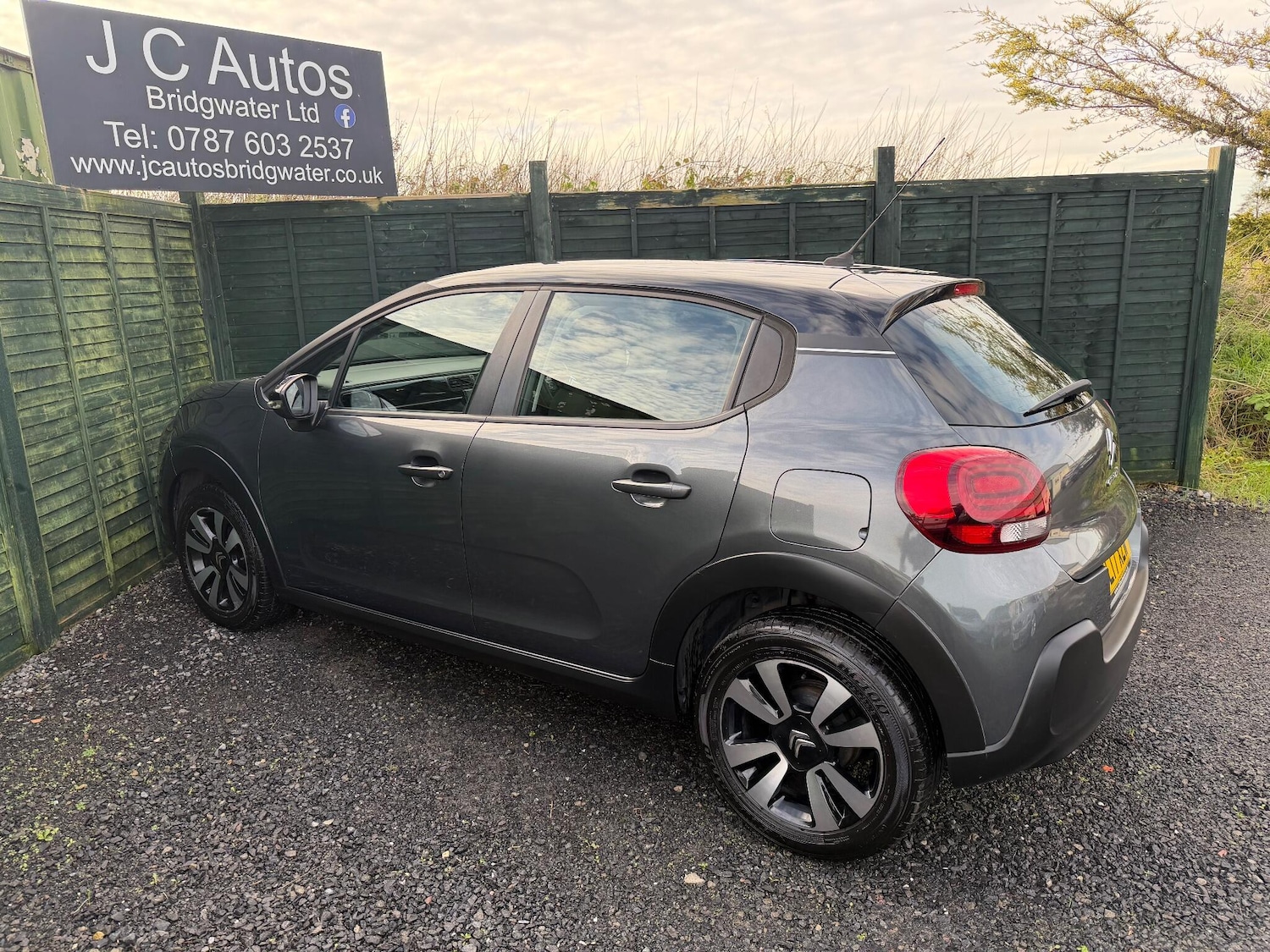 Used Citroen C3 2017 for sale - 76965424: Photo 8