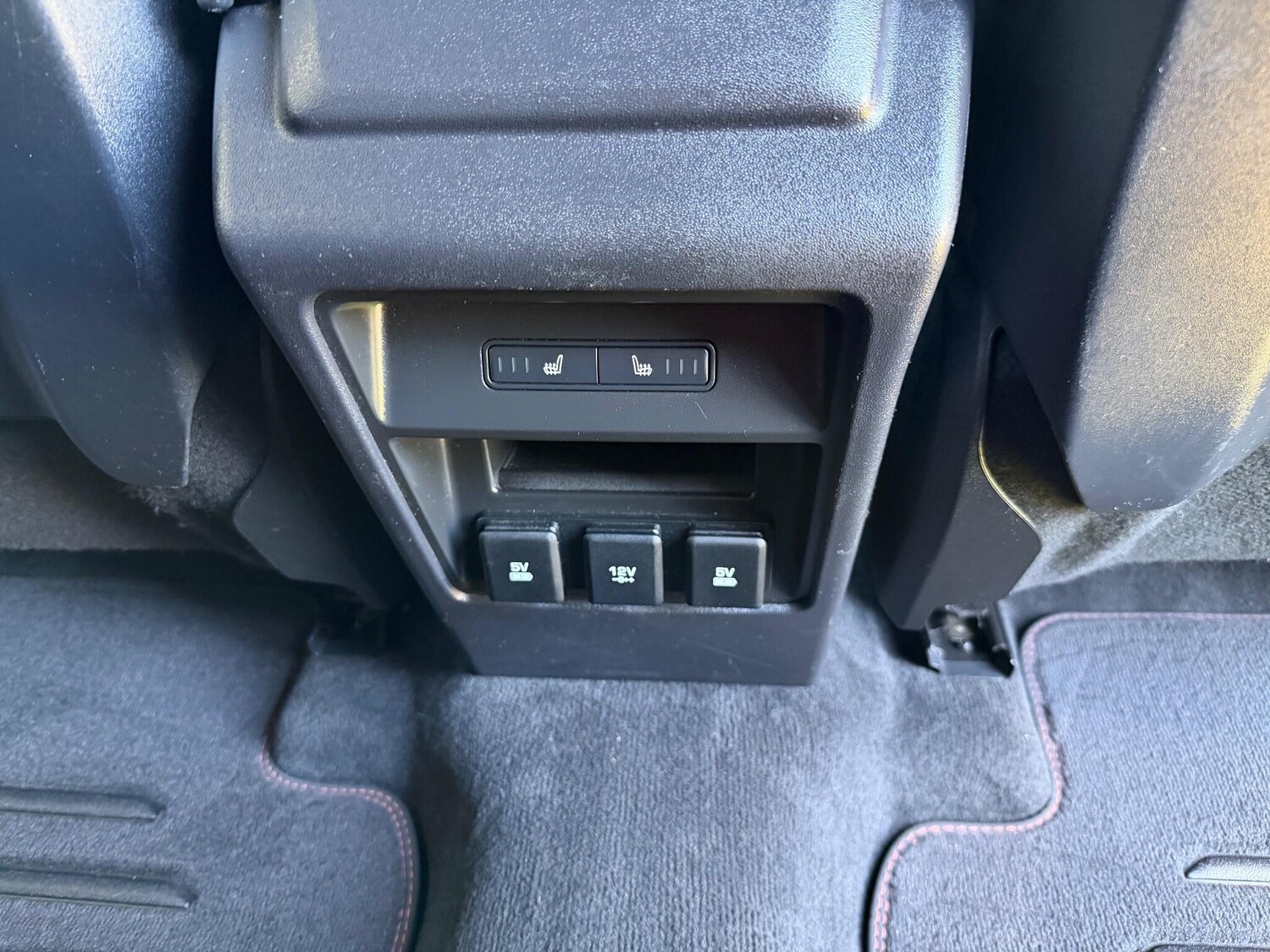 Used Land Rover Discovery Sport 2018 for sale - 76584577: Photo 45