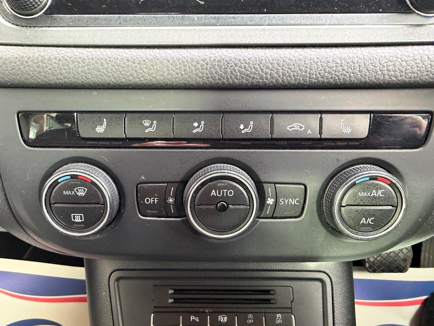 Used Volkswagen Tiguan 2015 for sale - 77154441: Photo 33