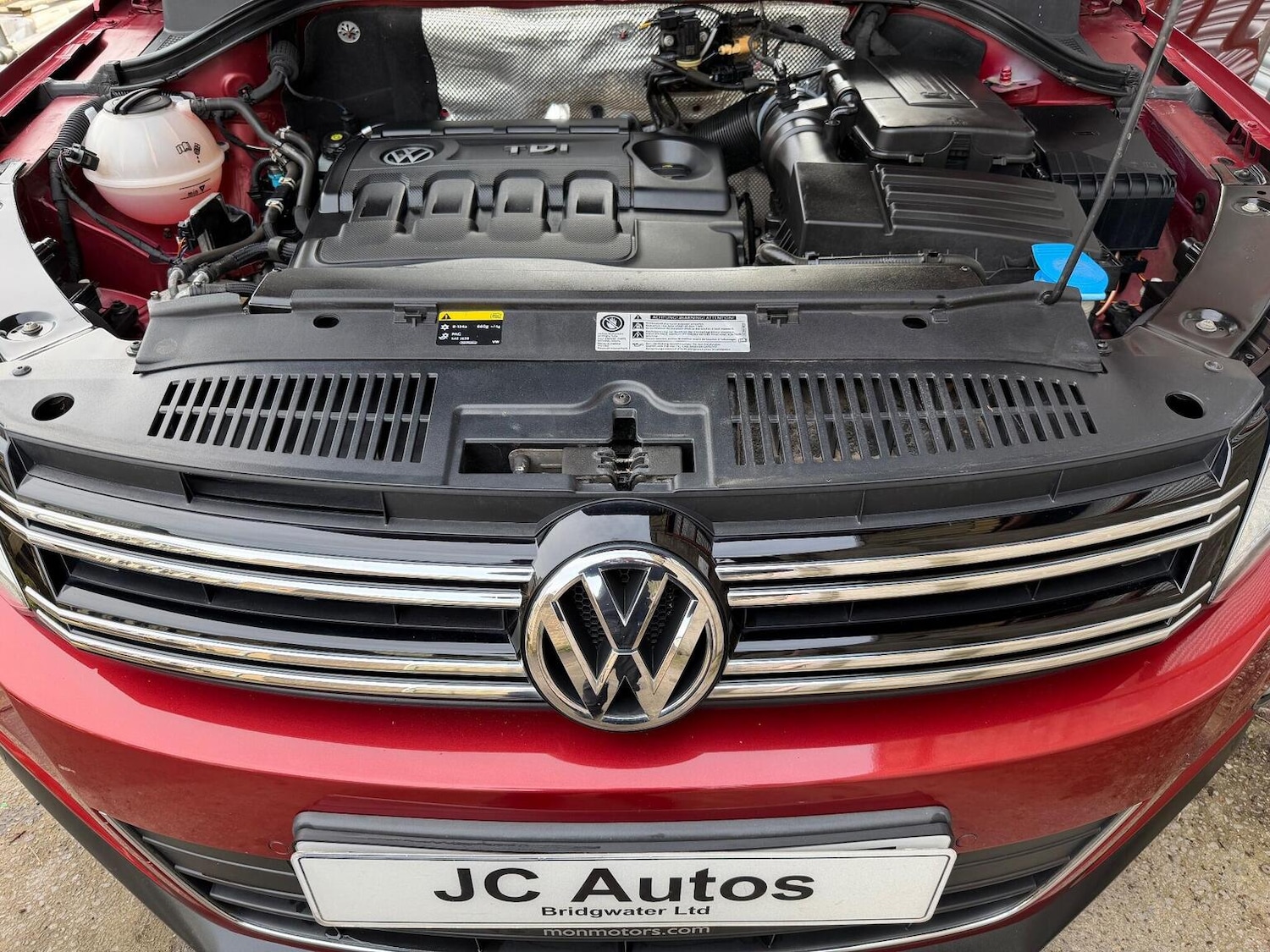 Used Volkswagen Tiguan 2015 for sale - 77154441: Photo 41