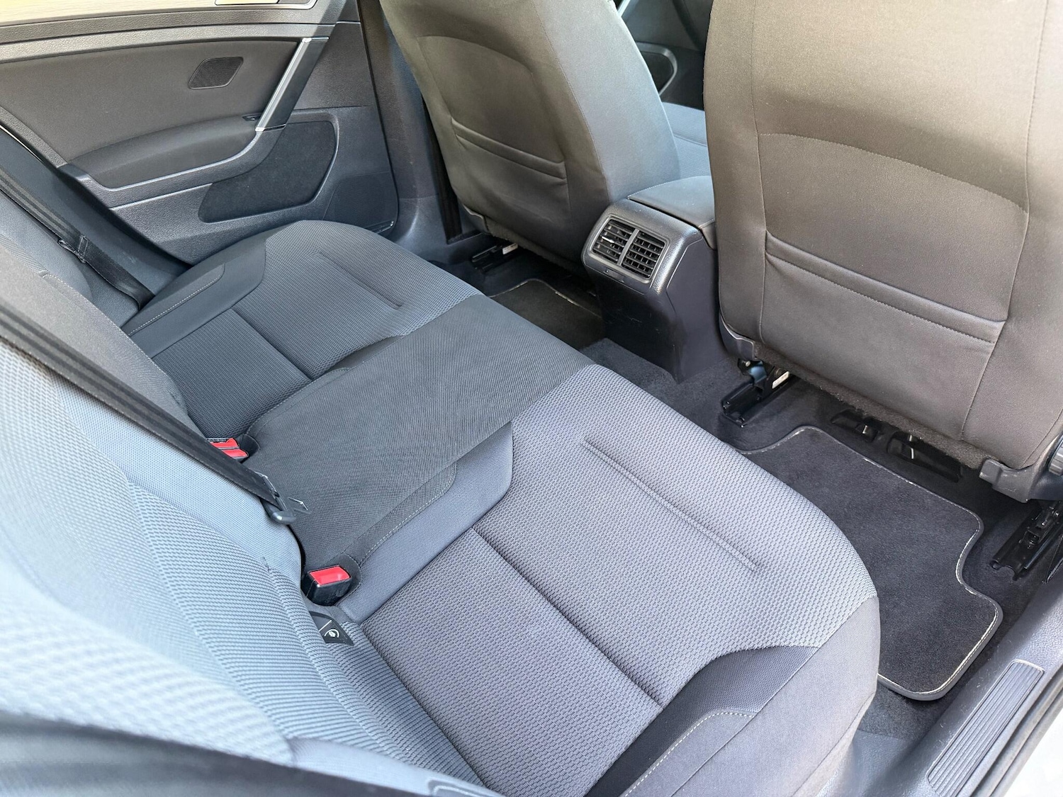 Used Volkswagen Golf 2018 for sale - 76584060: Photo 18