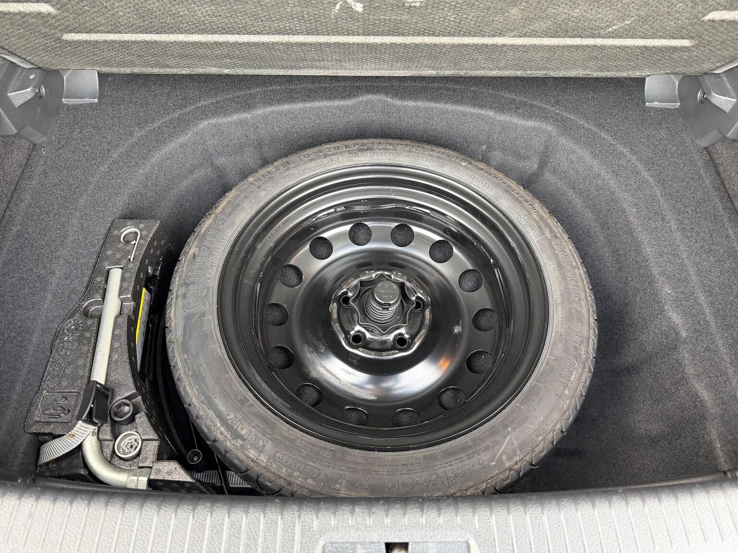 Used Volkswagen Golf 2017 for sale - 77036118: Photo 34