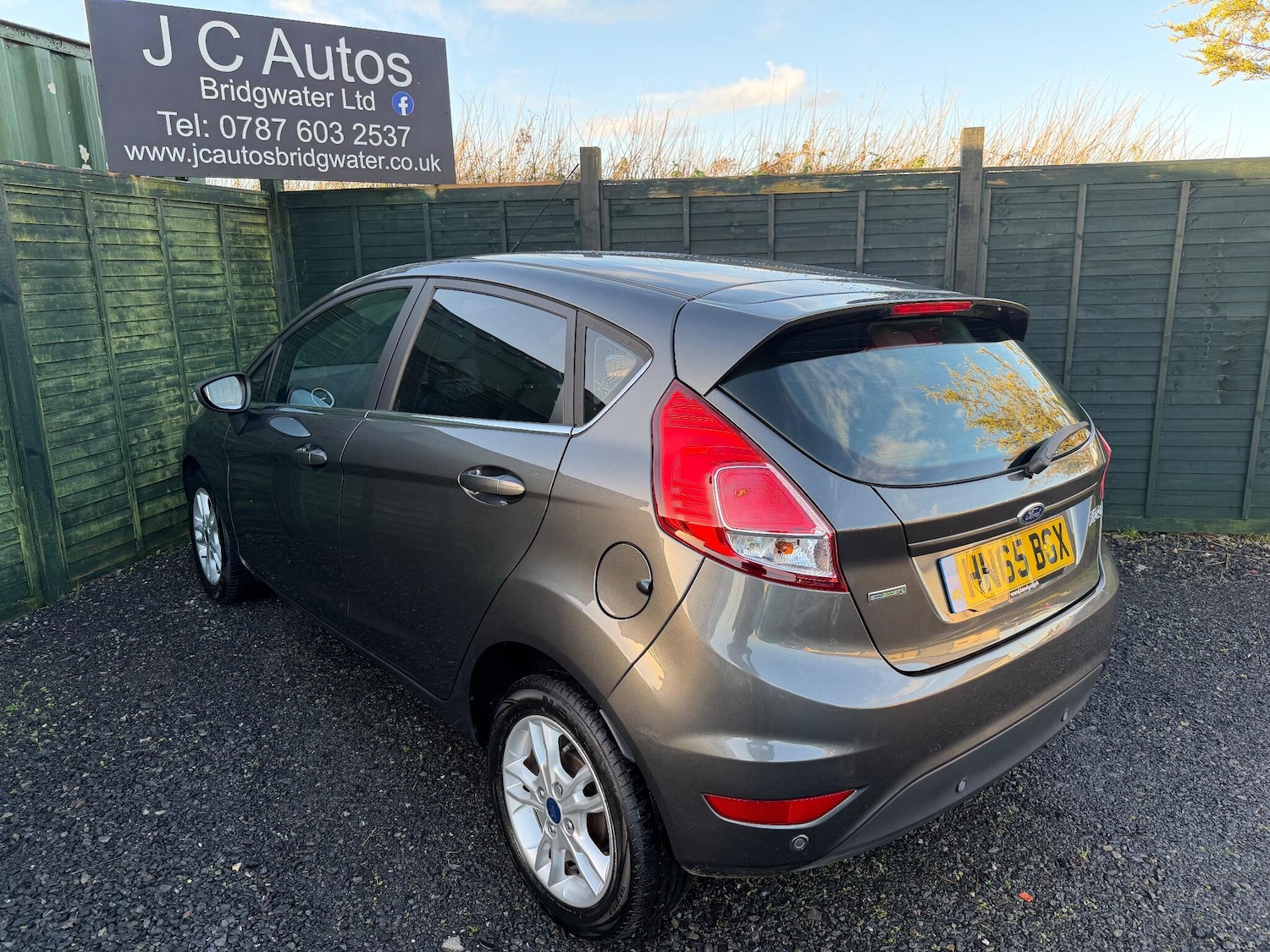 Used Ford Fiesta 2015 for sale - 77020949: Photo 5