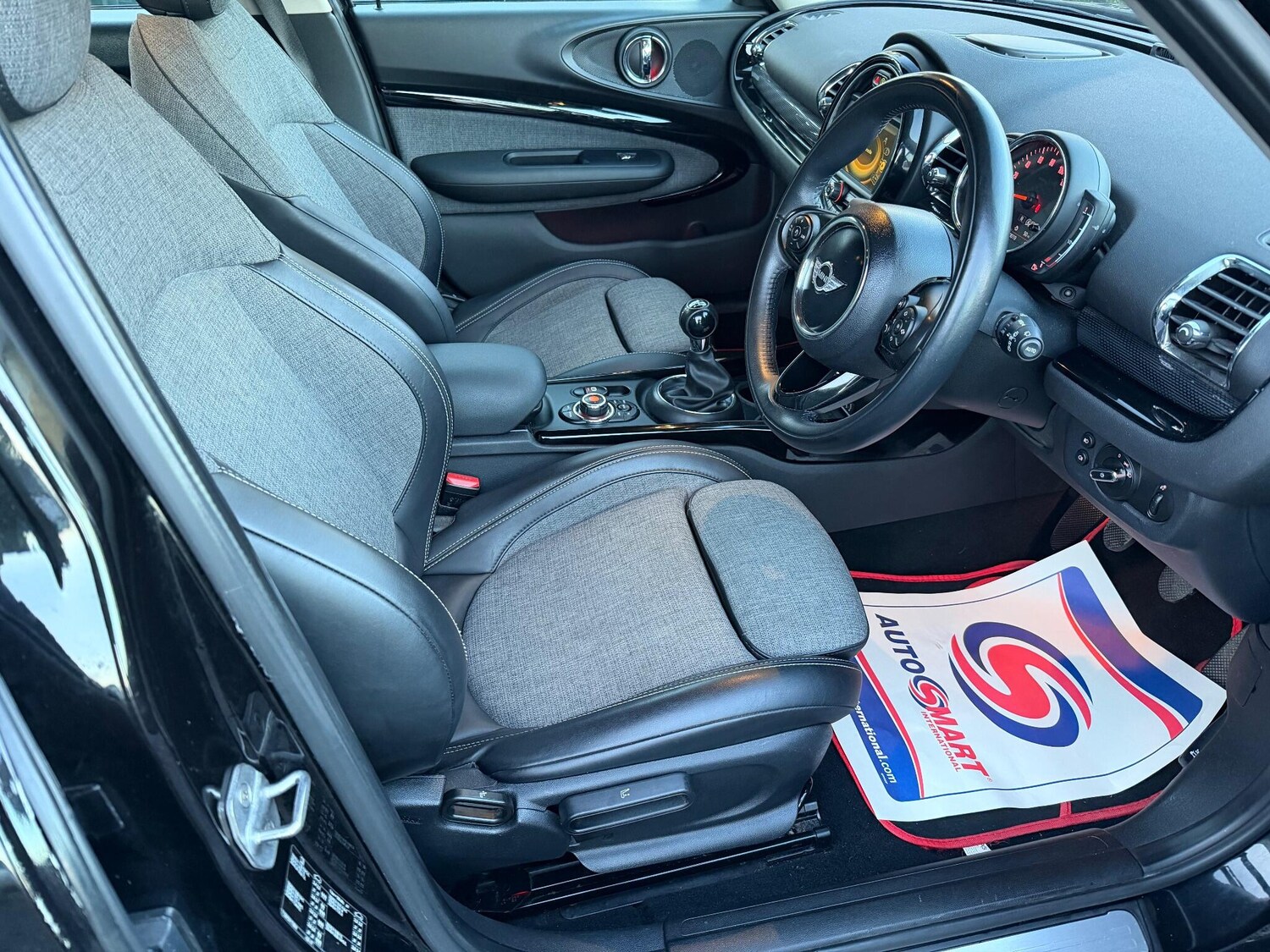 Used MINI Clubman 2017 for sale - 76839427: Photo 4