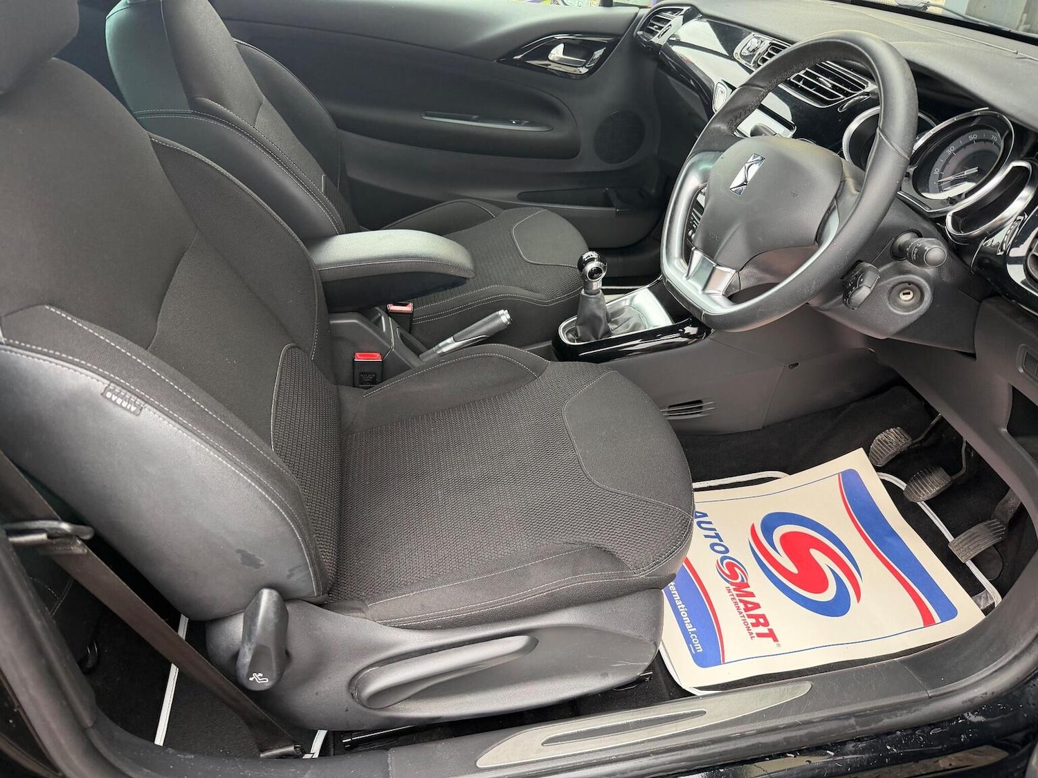 Used Citroen DS3 2014 for sale - 77036128: Photo 9