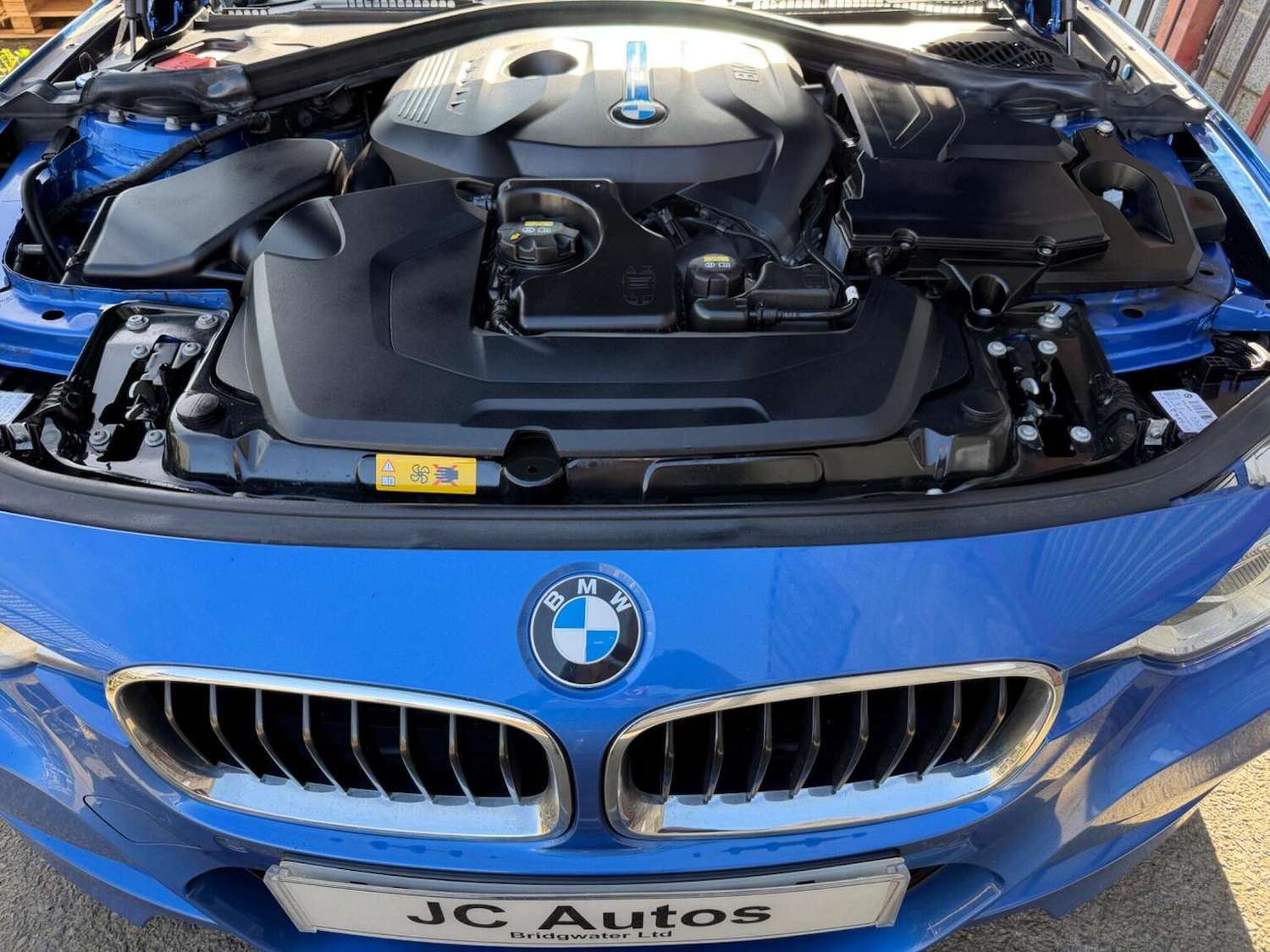 Used BMW 3 Series 2018 for sale - 77656277: Photo 34