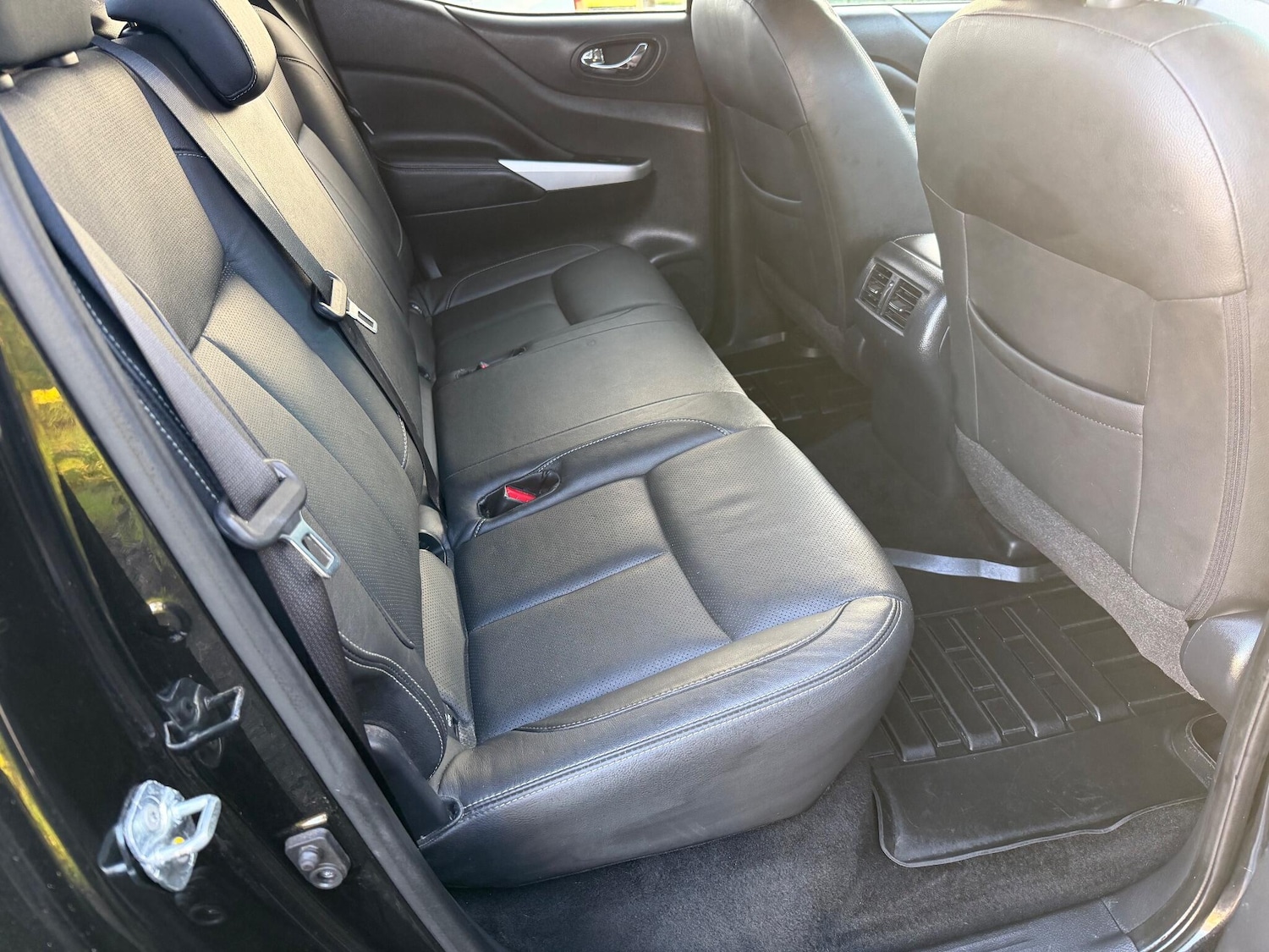 Used Nissan Navara 2018 for sale - 76965594: Photo 20