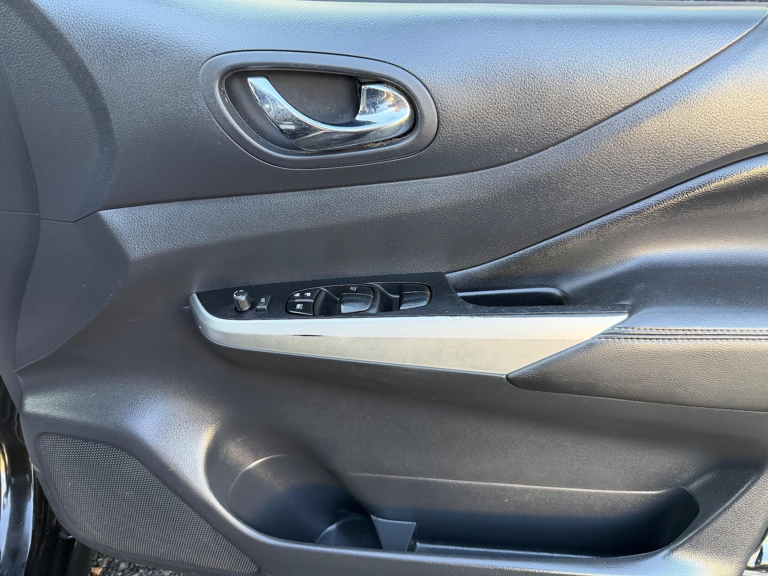 Used Nissan Navara 2018 for sale - 76965594: Photo 40