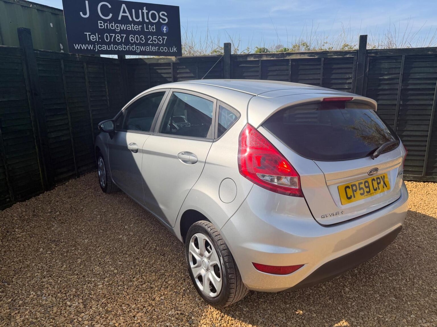 Used Ford Fiesta 2009 for sale - 77973752: Photo 4