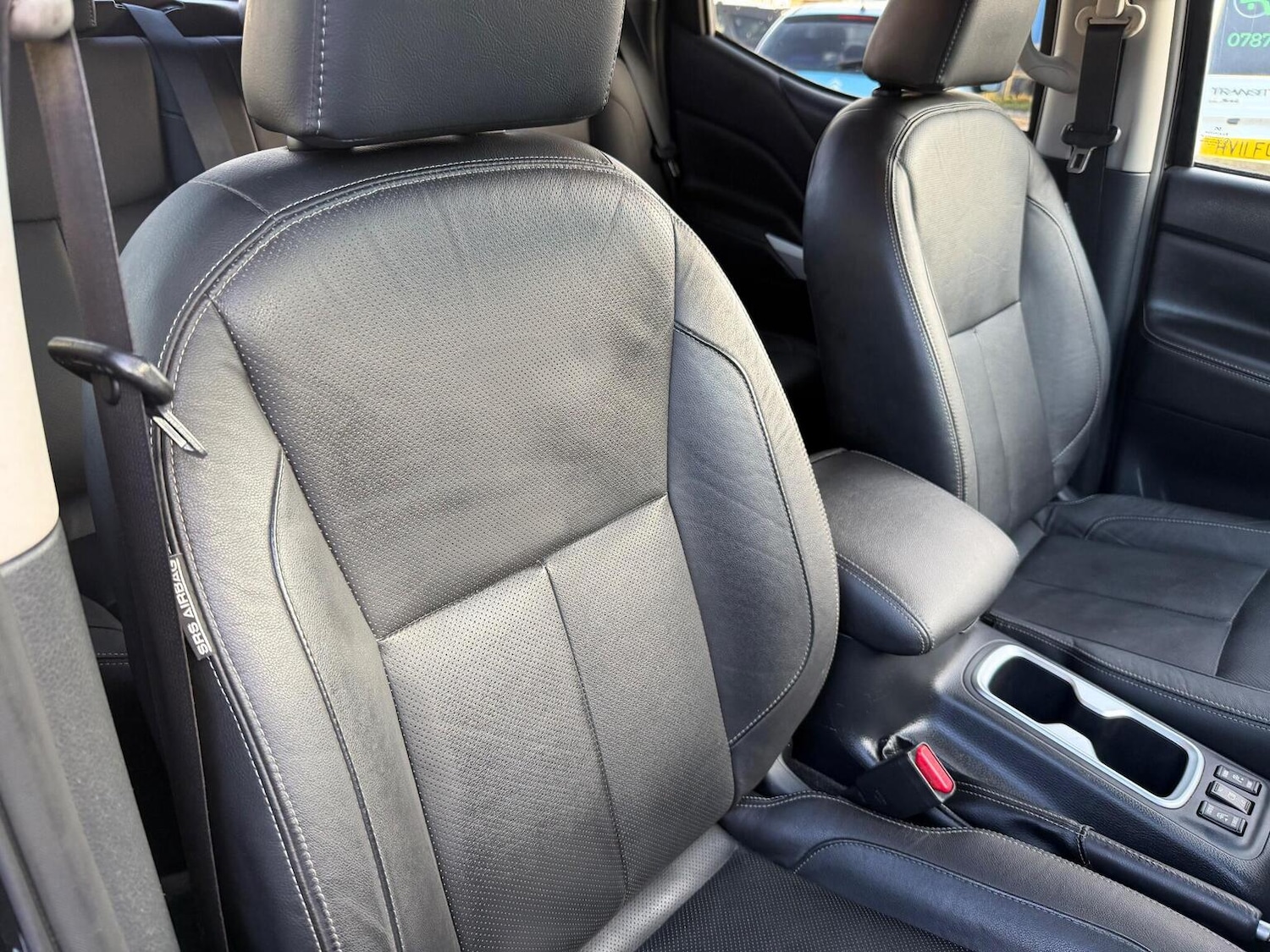 Used Nissan Navara 2018 for sale - 77036125: Photo 19