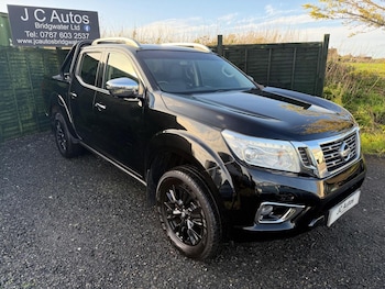 Used Nissan Navara 2018 for sale - 77036125: Photo