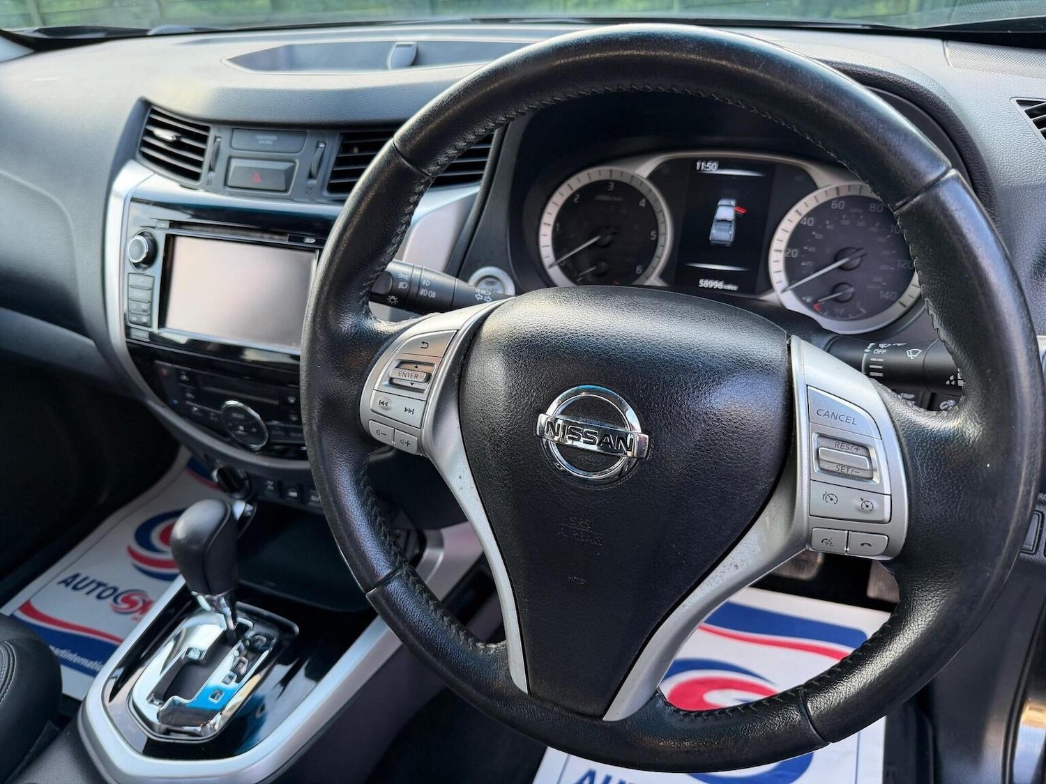 Used Nissan Navara 2018 for sale - 77036125: Photo 34