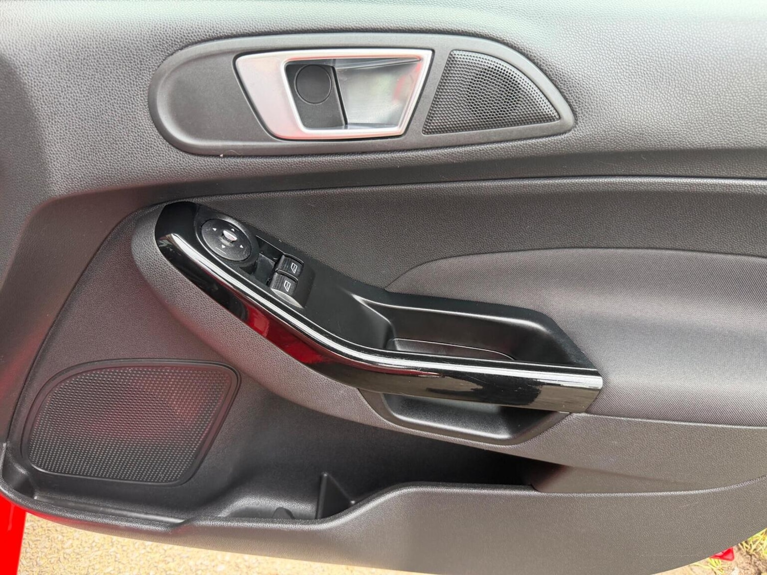 Used Ford Fiesta 2014 for sale - 77742854: Photo 28