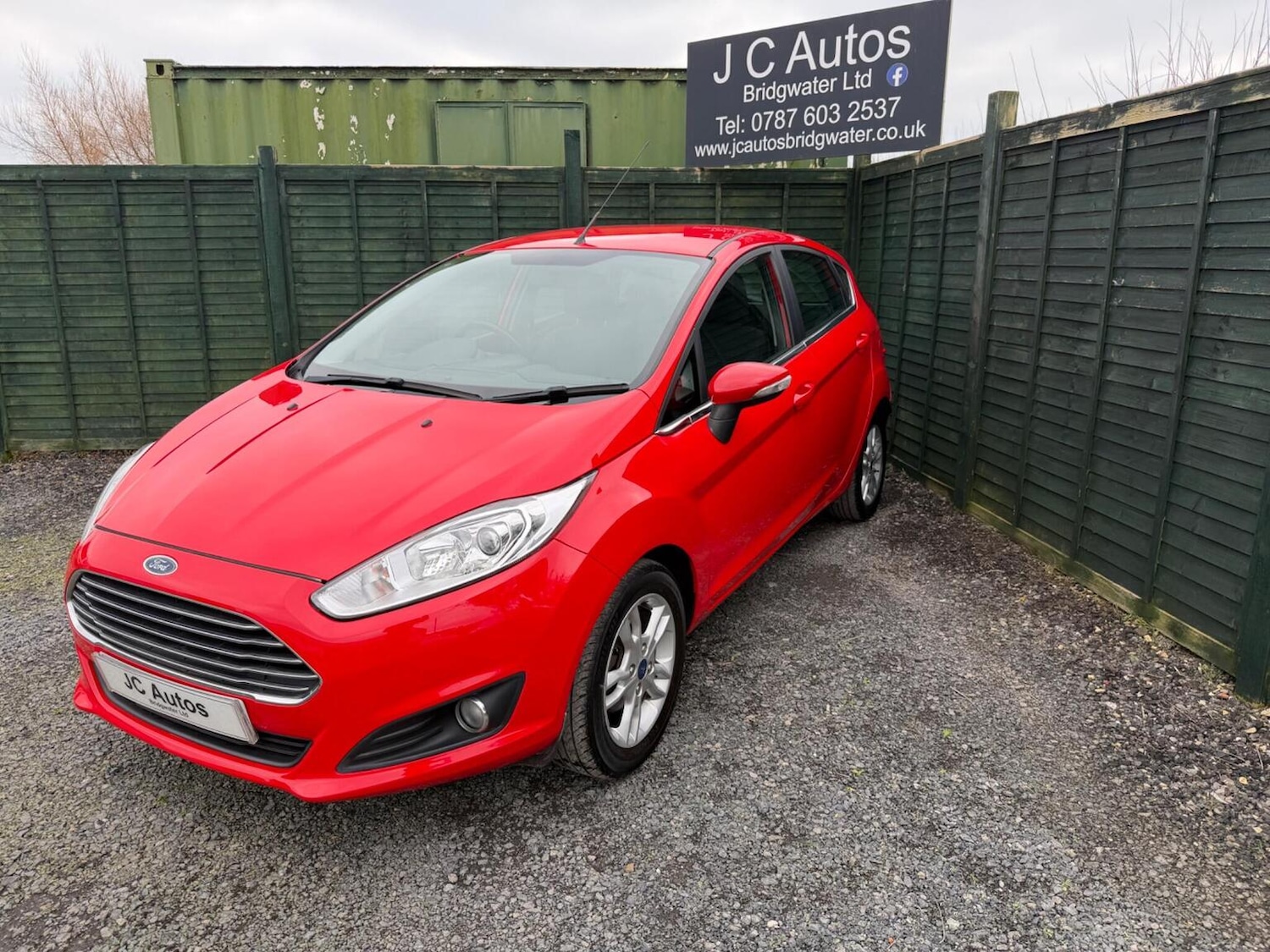 Used Ford Fiesta 2014 for sale - 77742854: Photo 4