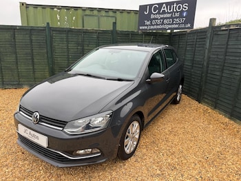 Used Volkswagen Polo 2015 for sale - 78465805: Photo