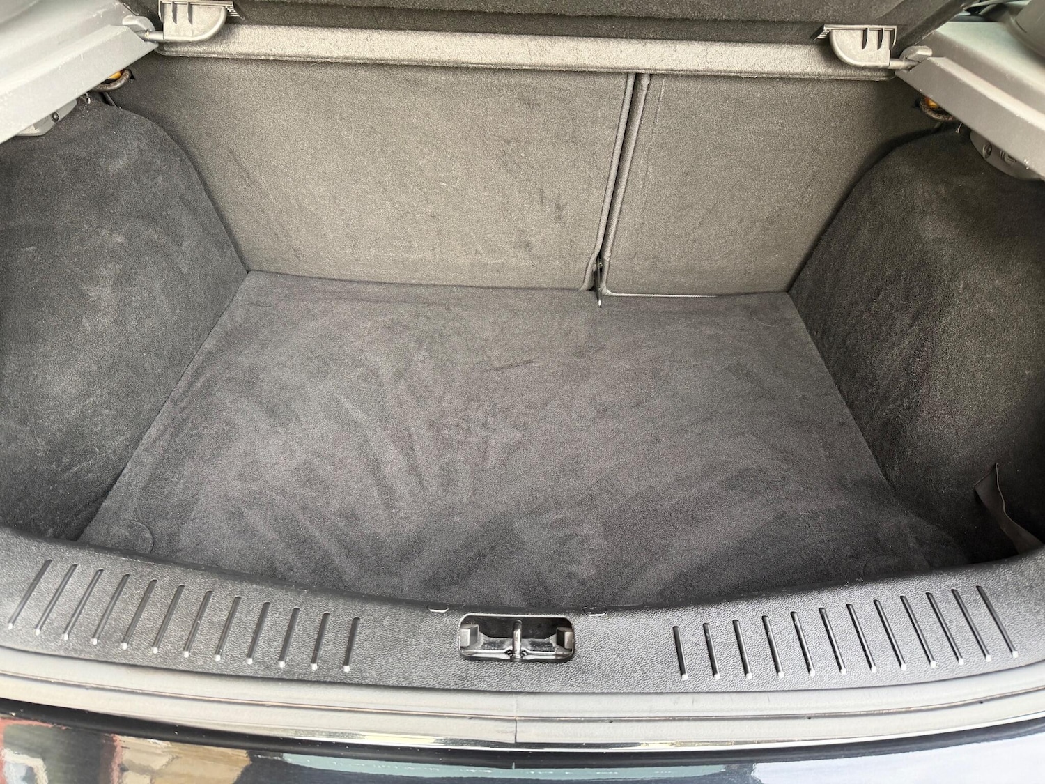 Used Ford Focus 2010 for sale - 76585419: Photo 13