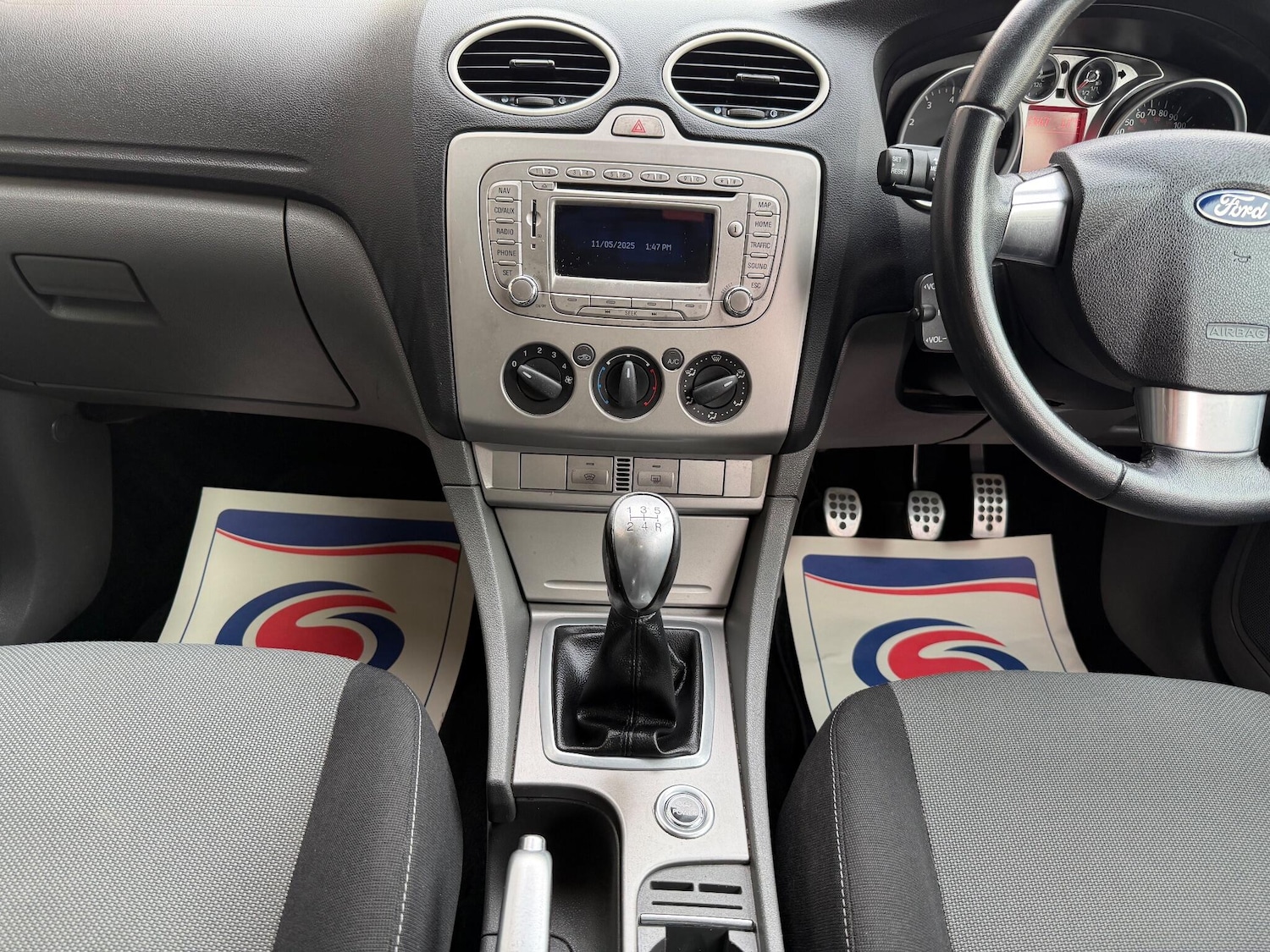 Used Ford Focus 2010 for sale - 76585419: Photo 19