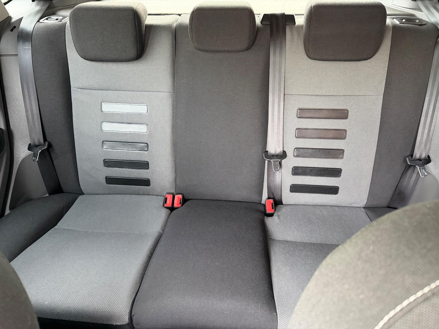 Used Ford Focus 2010 for sale - 76585419: Photo 21