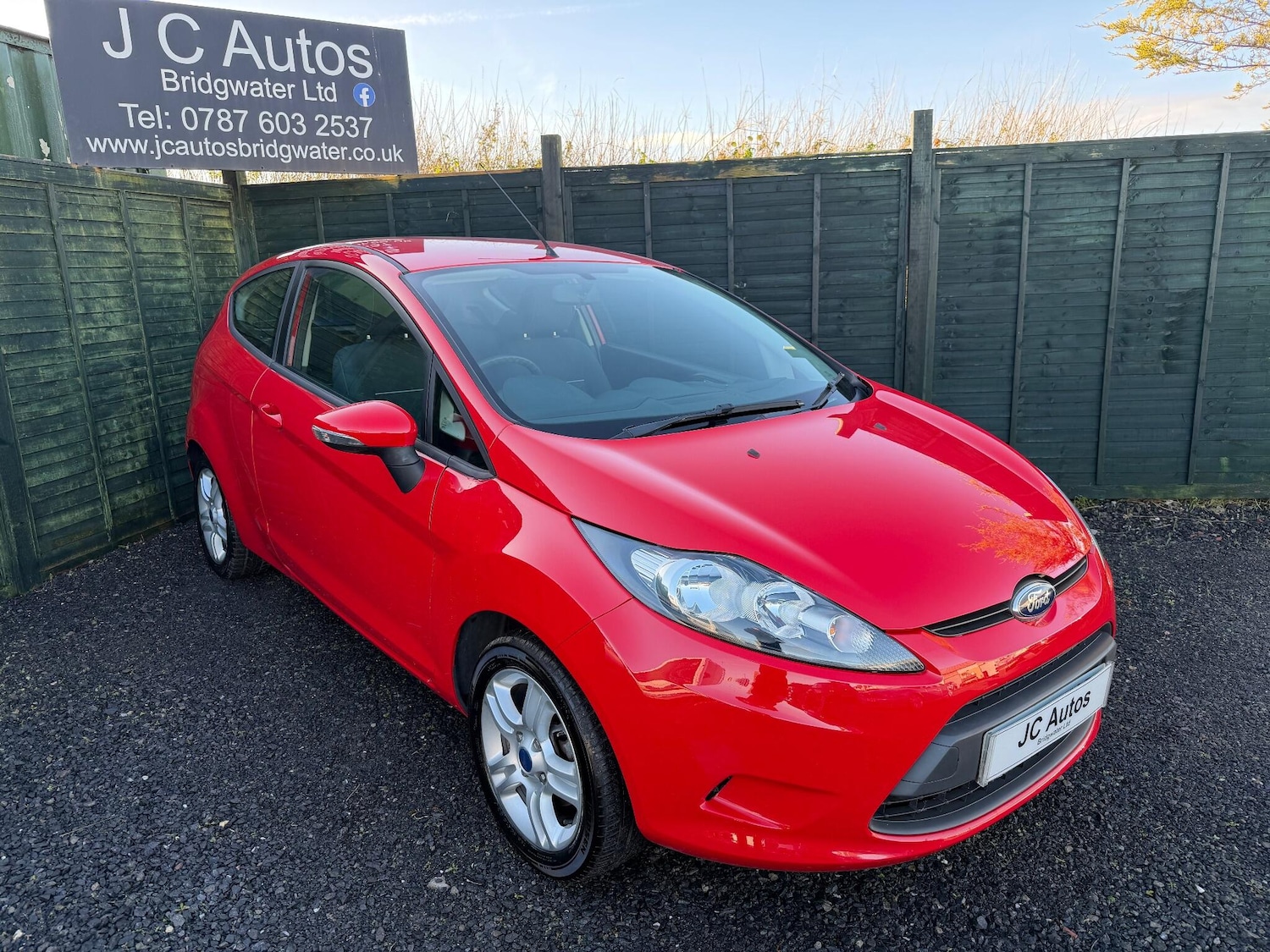Used Ford Fiesta 2012 for sale - 76965299: Photo 1
