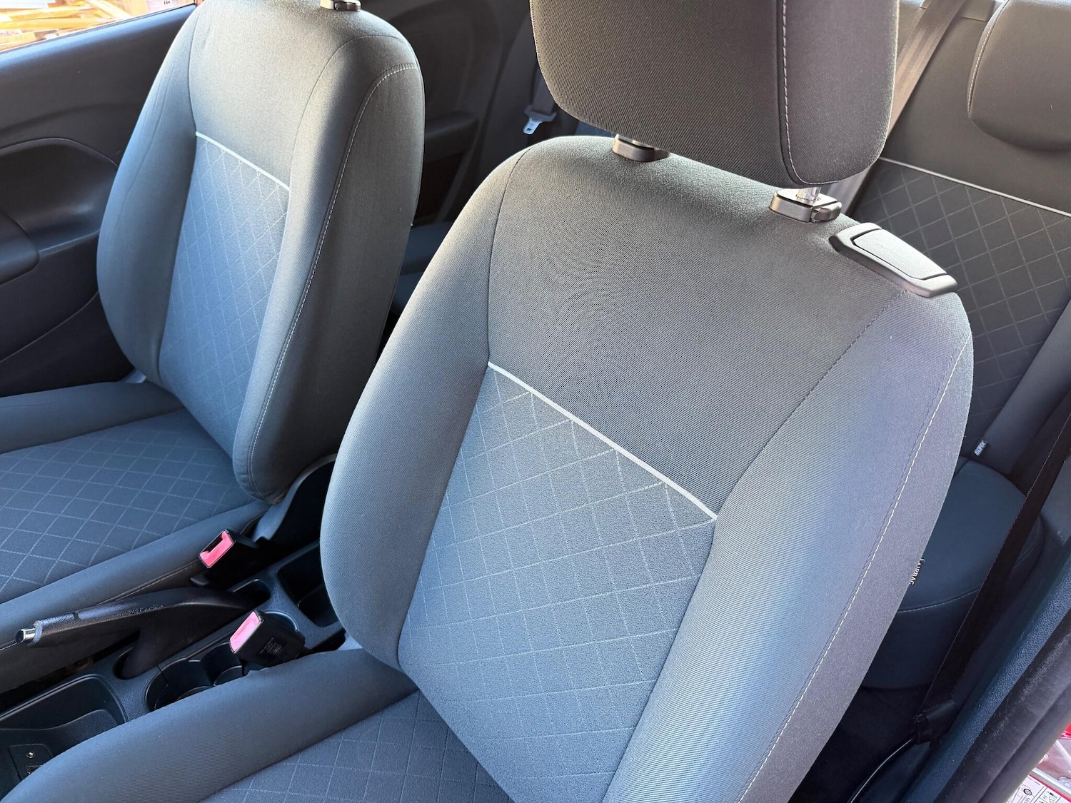 Used Ford Fiesta 2012 for sale - 76965299: Photo 16