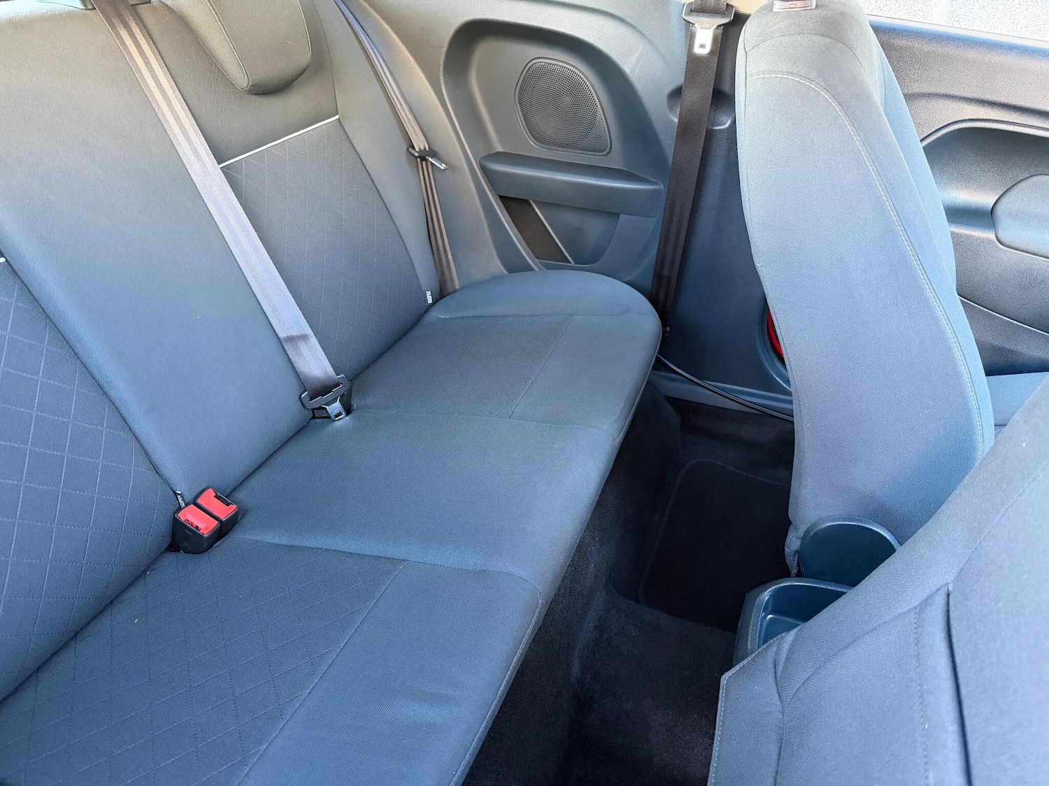 Used Ford Fiesta 2012 for sale - 76965299: Photo 18