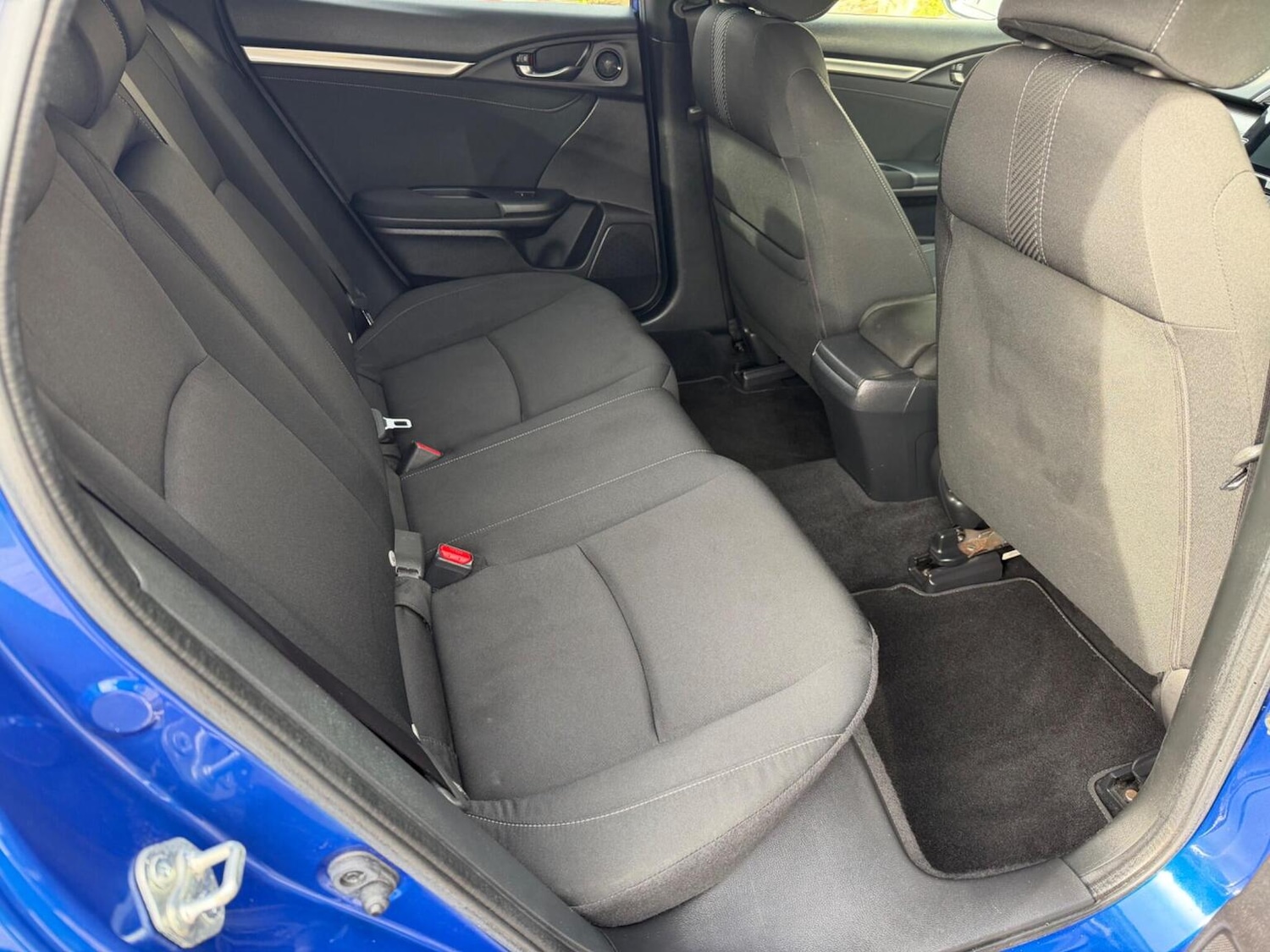 Used Honda Civic 2018 for sale - 77584545: Photo 19