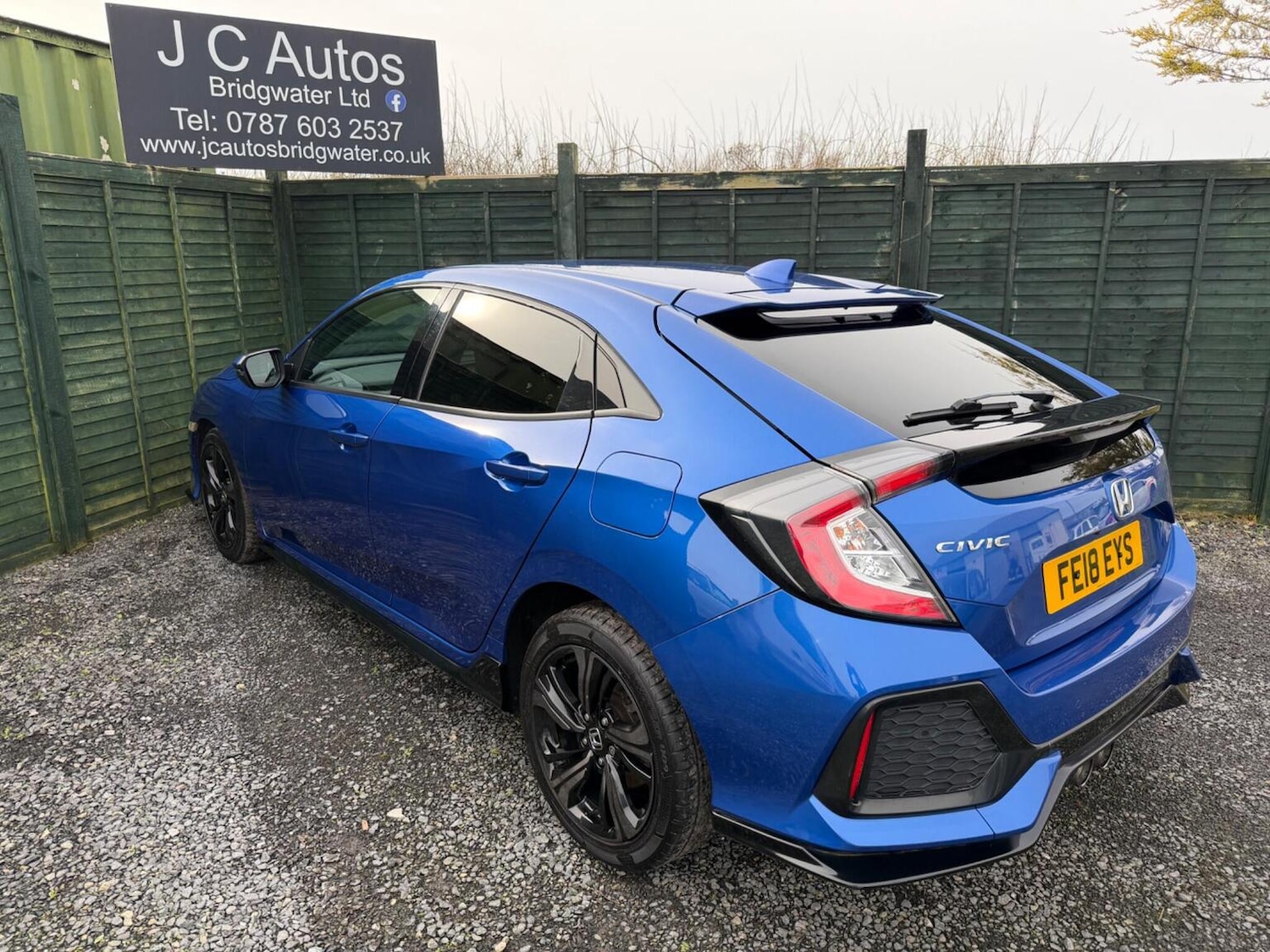 Used Honda Civic 2018 for sale - 77584545: Photo 5