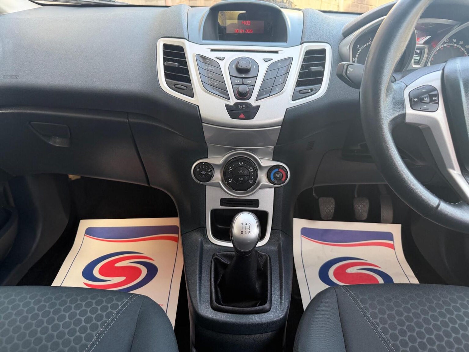 Used Ford Fiesta 2012 for sale - 78176118: Photo 21