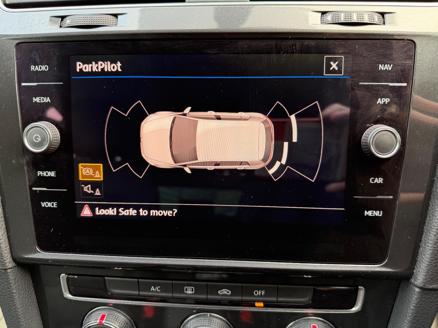 Used Volkswagen Golf 2017 for sale - 76715265: Photo 21