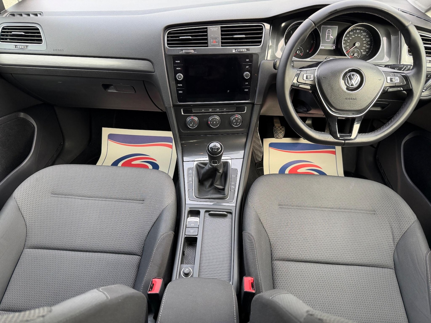 Used Volkswagen Golf 2017 for sale - 76715265: Photo 24