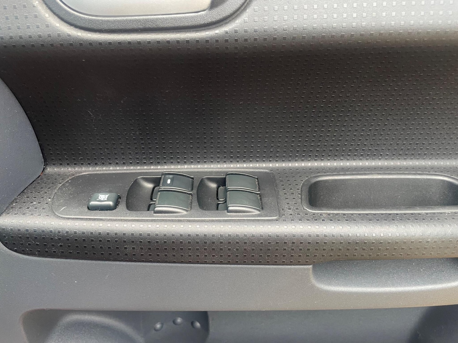 Used Mitsubishi Colt for sale - 77570585: Photo 16