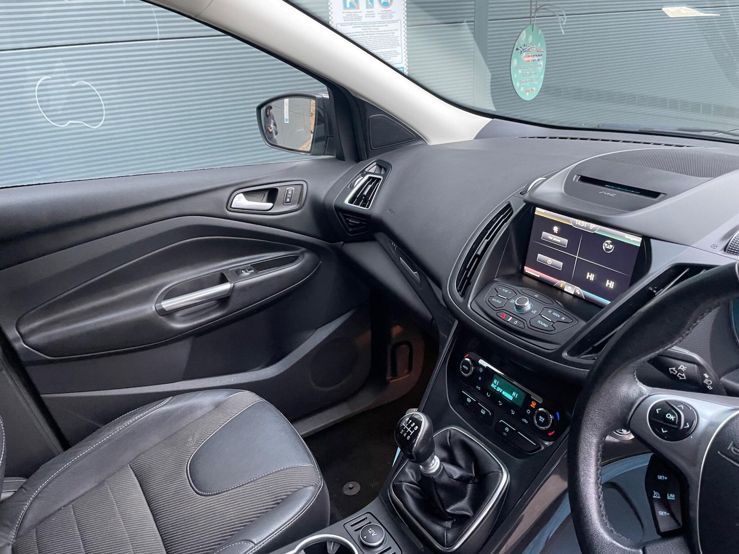 Used Ford Kuga 2015 for sale - 77082040: Photo 12